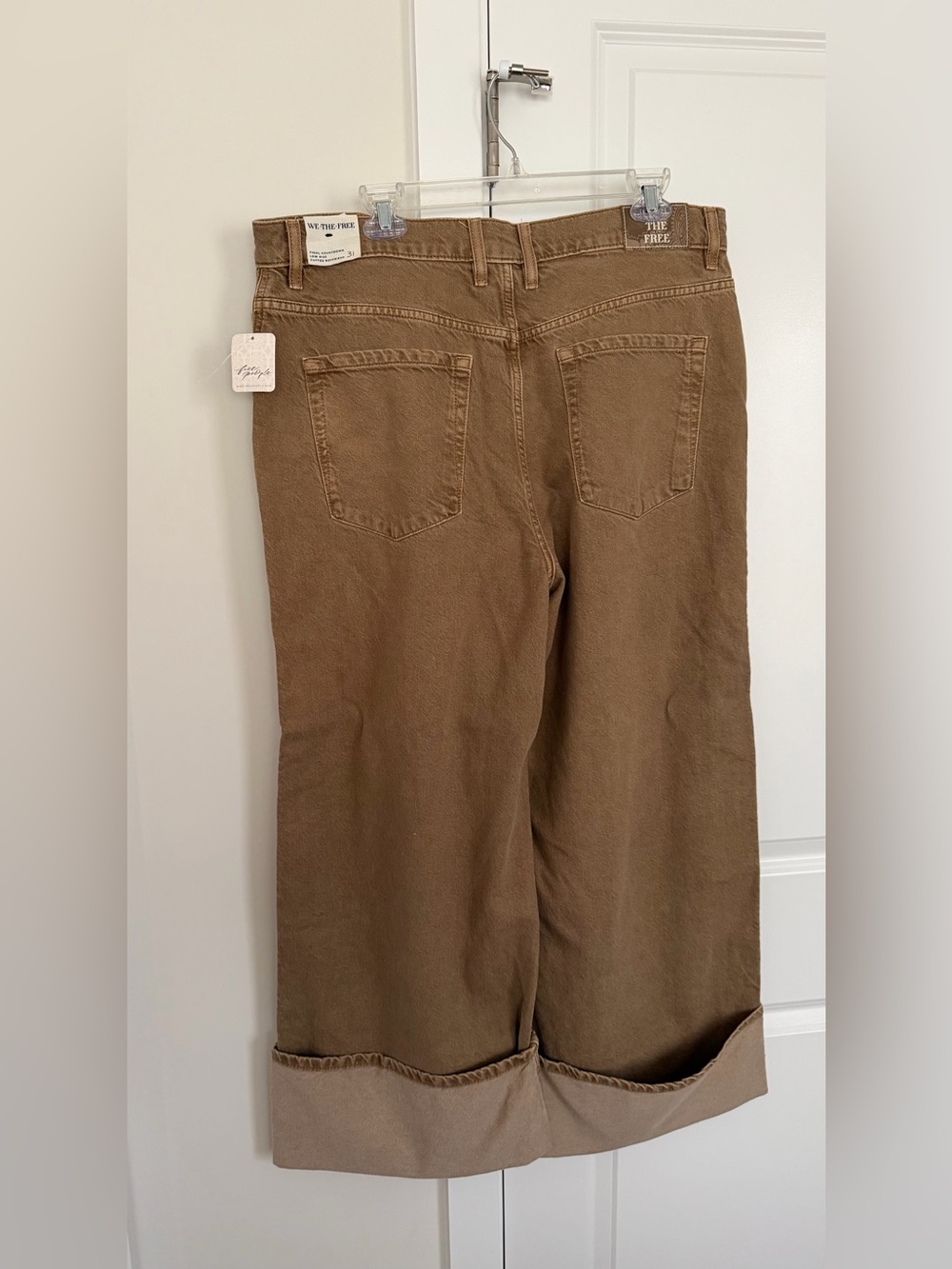 Free People We The Free Final Countdown Low Rise Cuffed Boyfriend Jean - Picture 5 of 8